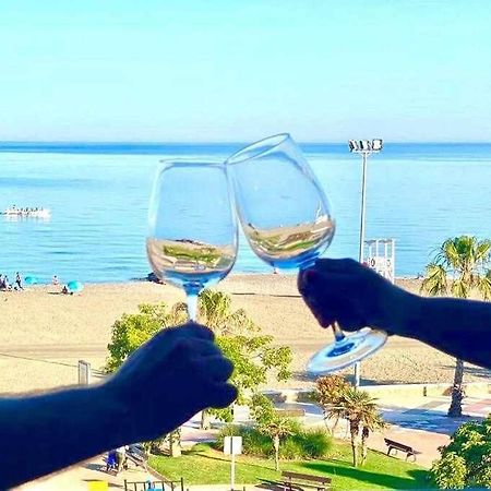 Apartamento Sea View By Solymar Holiday Torre Del Mar Bagian luar foto