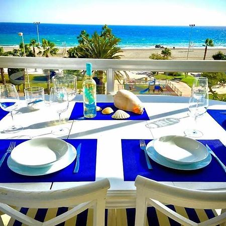Apartamento Sea View By Solymar Holiday Torre Del Mar Bagian luar foto