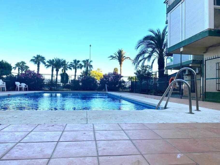 Apartamento Sea View By Solymar Holiday Torre Del Mar Bagian luar foto