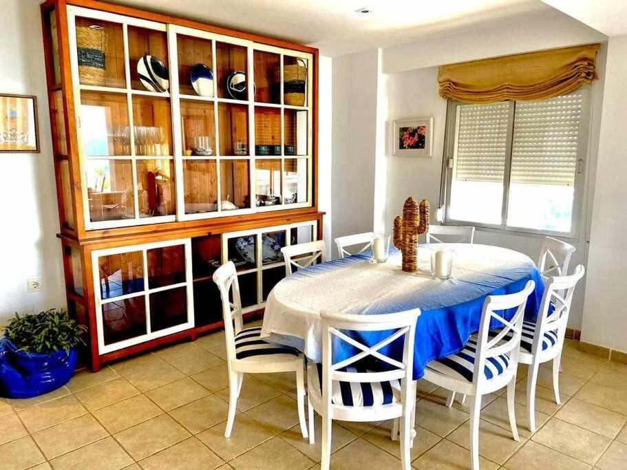 Apartamento Sea View By Solymar Holiday Torre Del Mar Bagian luar foto